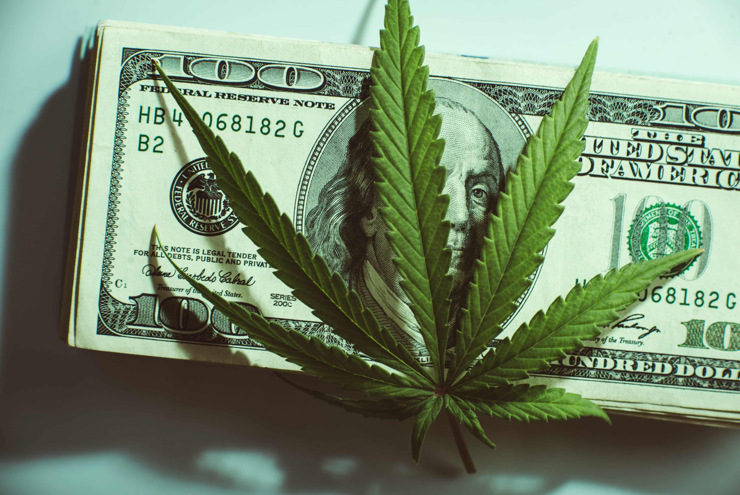 Nevada Cannabis Industry Rings Up Nearly $1 Billion in Yearly Sales