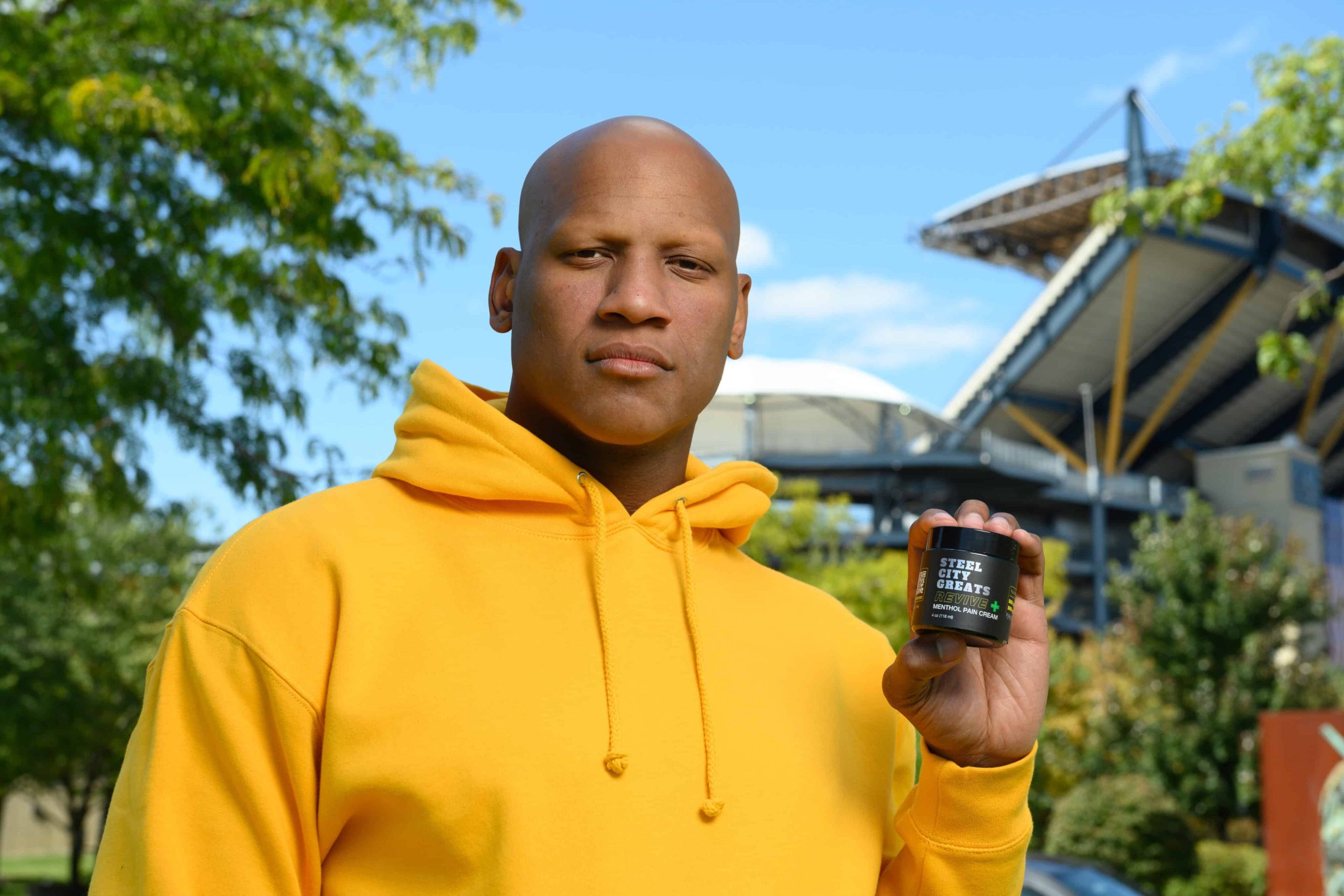 Former Steeler Ryan Shazier and Sugarloaf Unveil CBD Products