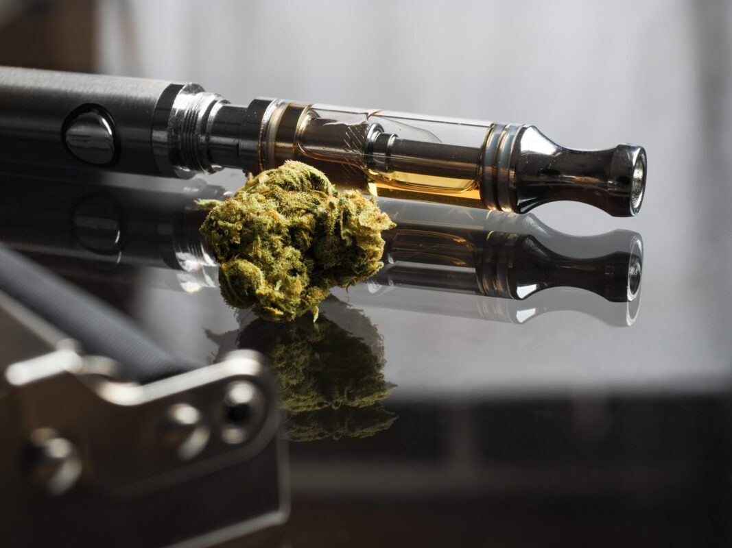 Study: Vaporizing CBD/THC Cannabis Blend Effective for Sustained Migraine Relief
